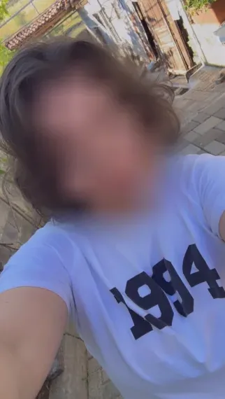 Bianca, 32