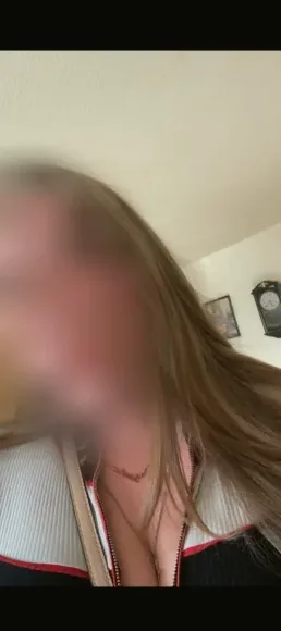 Carina, 25