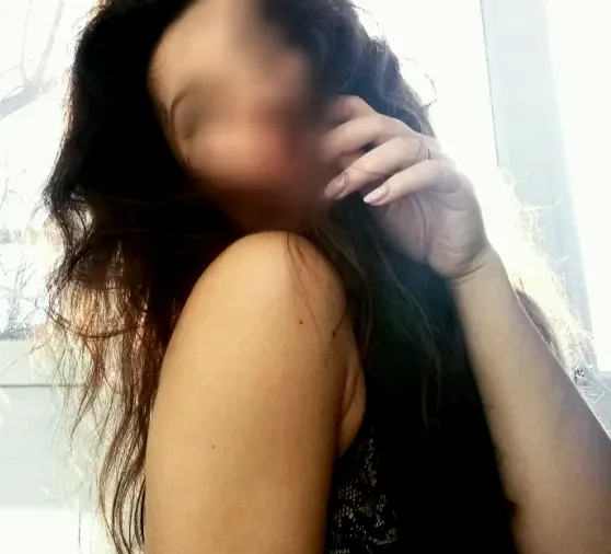 Helena, 35