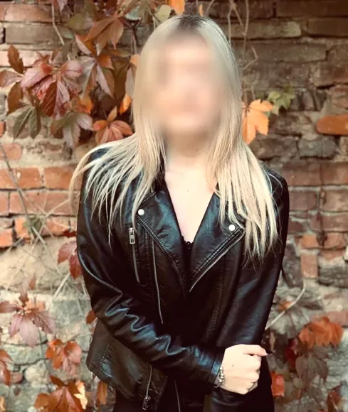Jana, 32