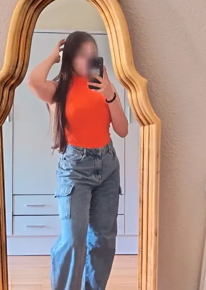 Leyla, 20