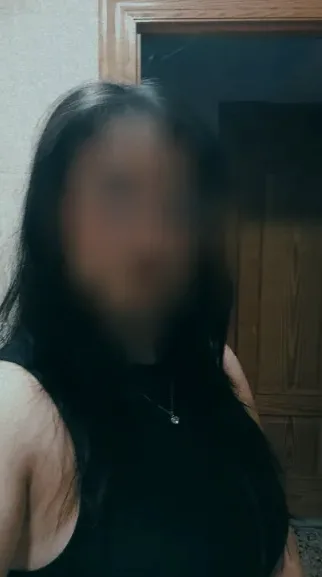 Linda, 24