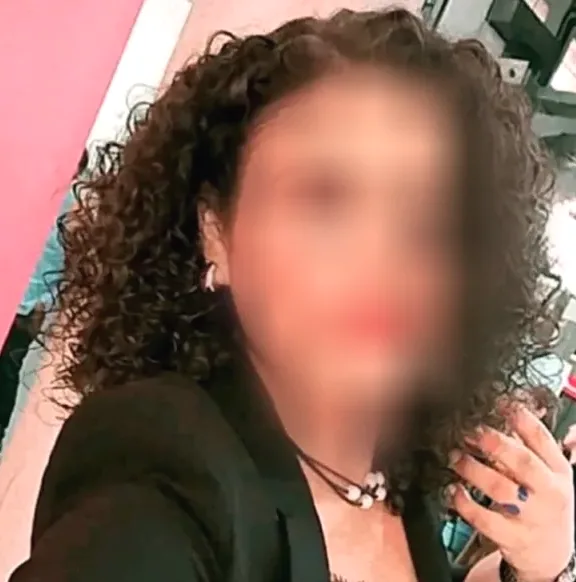 Marina, 35