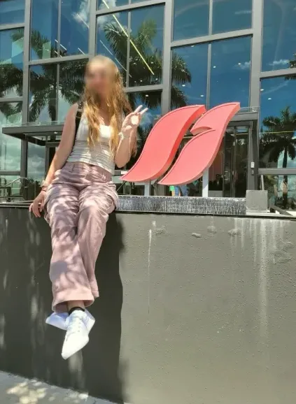 Marlene, 29