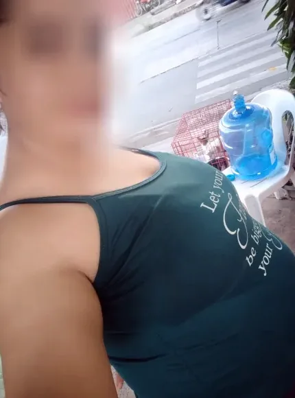 Miriam, 29