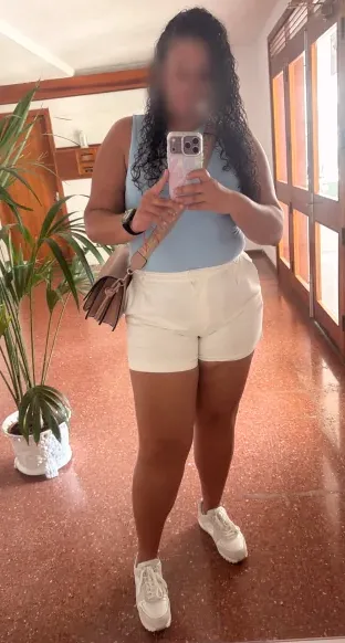 Nora, 33