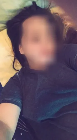 Sandra, 28